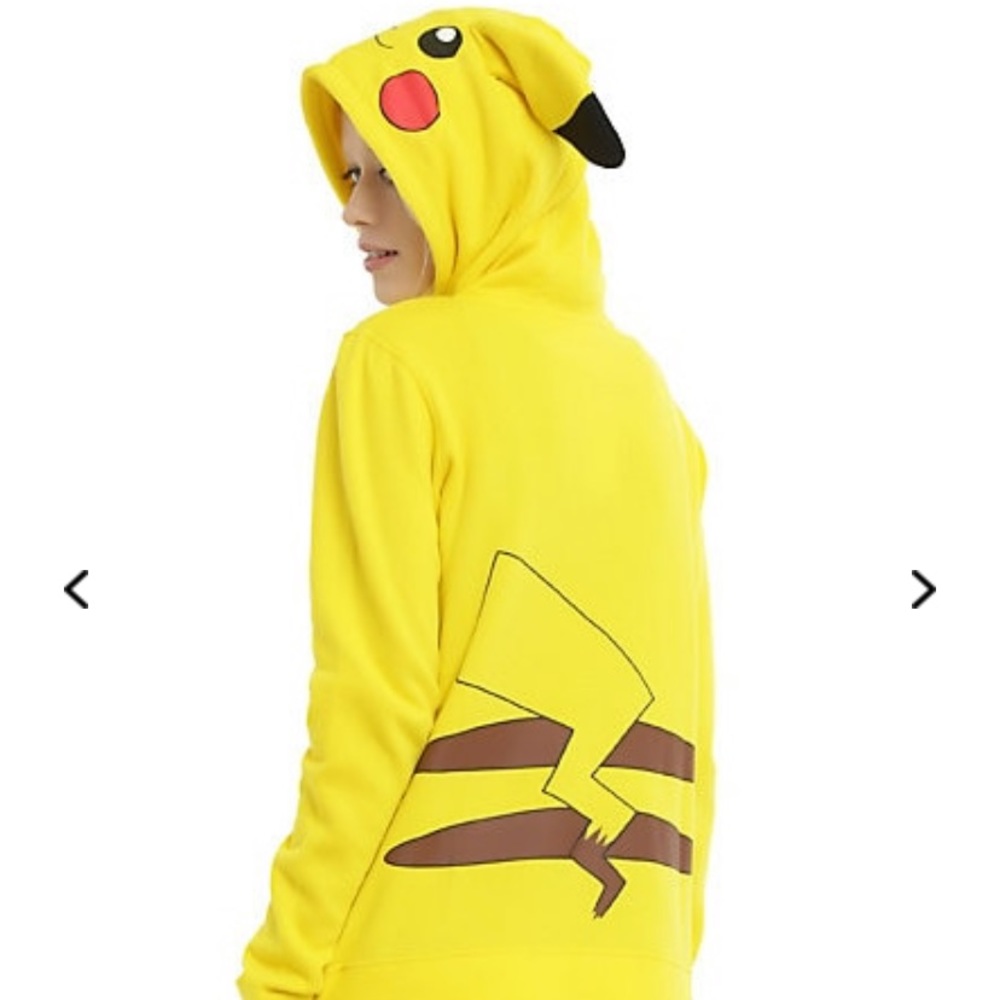 ❤️💛 Pokémon Pikachu Set 💛❤️ - Picture 2 of 7